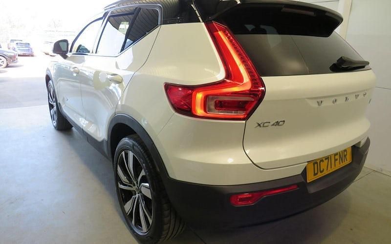 Used Volvo XC40 R-Design Pro 262 HP (192 kW) 2021 SUV