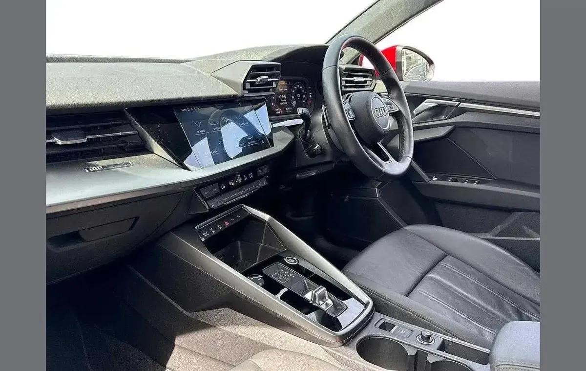 Used Audi A3 Sport 147 HP (108 kW) 2022 Red Sedan