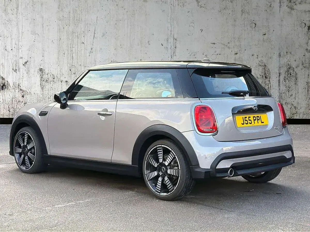 Used Mini Cooper Exclusive 134 HP (98 kW) 2021 Grey Hatchback