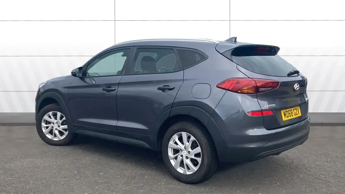 Used Hyundai Tucson SE 132 HP (97 kW) 2019 Grey SUV