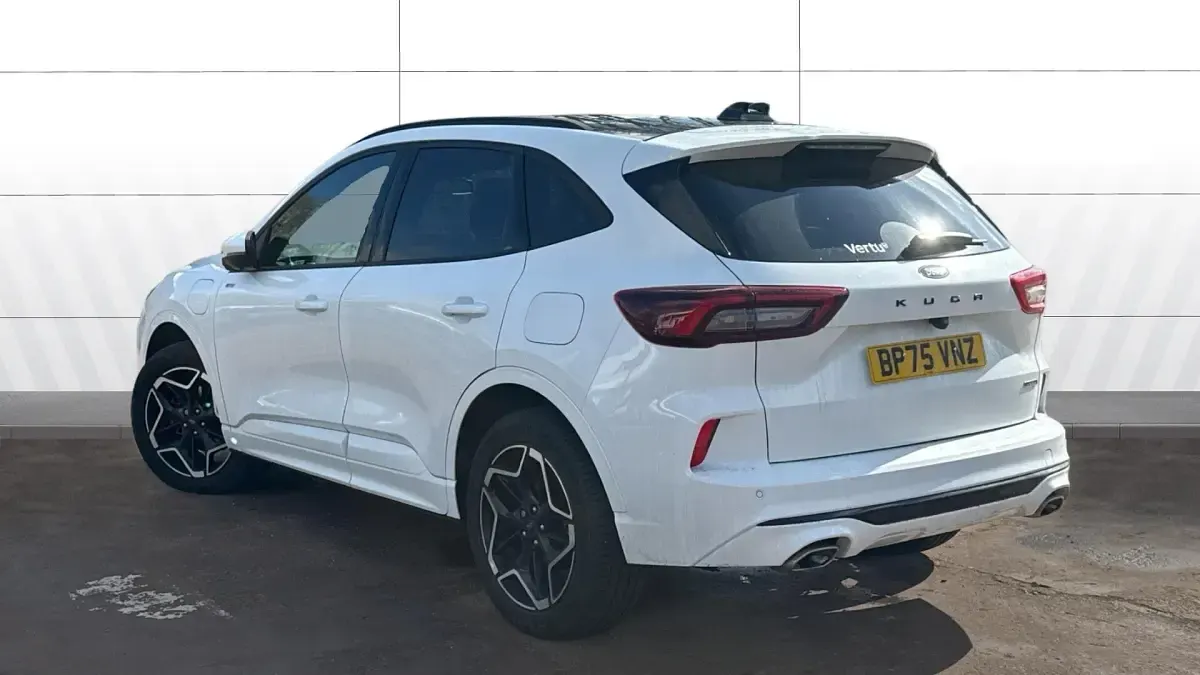 Używany Ford Kuga ST-Line X 243 KM (178 kW) 2025 Biały SUV