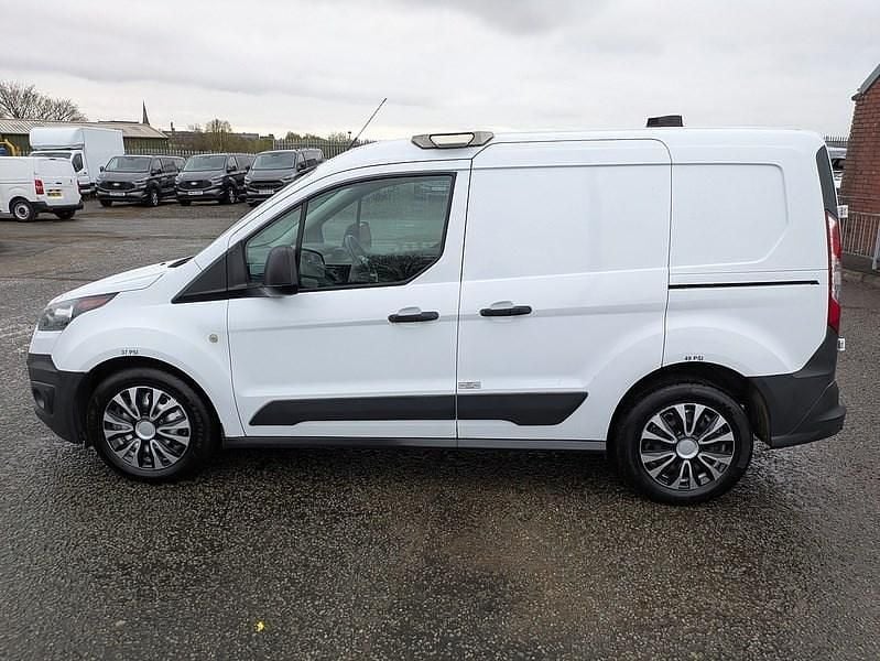 Used Ford Transit Connect 100 HP (73 kW) 2018 White MPV