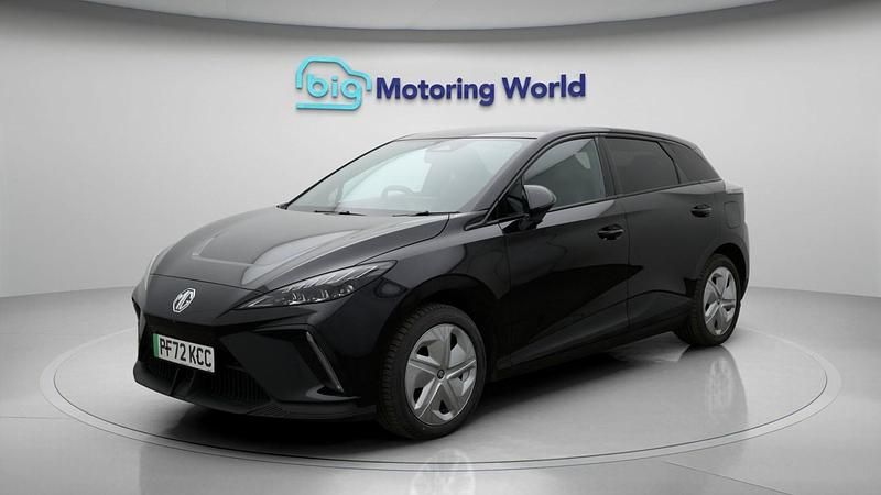 Used MG MG4 EV Trophy 147 kW (201 HP) 2022 Black Hatchback