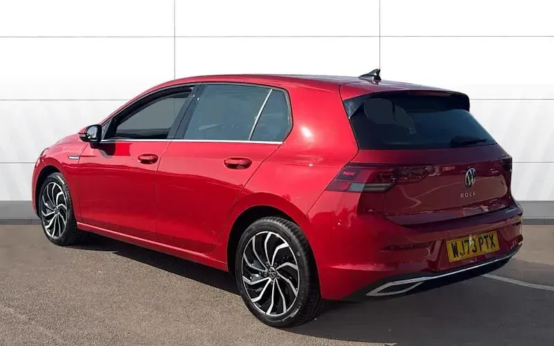 Used VW Golf VIII Style 150 HP (110 kW) 2023 Red Hatchback