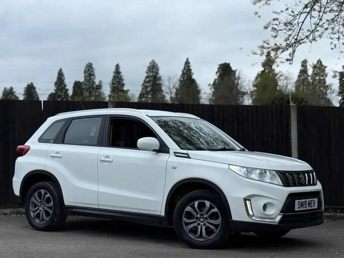 Used Suzuki Vitara SZ4 112 HP (82 kW) 2019 White SUV