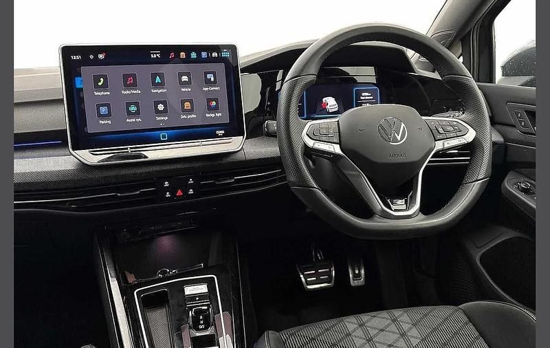 Used VW Golf VIII R-line 147 HP (108 kW) 2025 Grey Hatchback