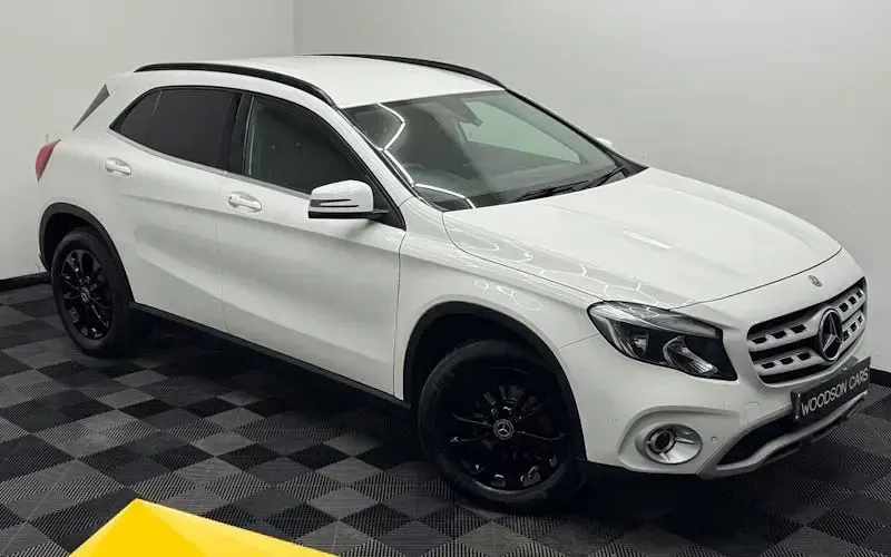 Used Mercedes GLA200 Executive 156 HP (114 kW) 2018 SUV