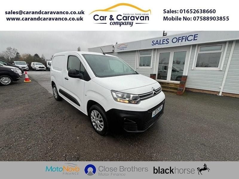 Used Citroën Berlingo 2021 White MPV