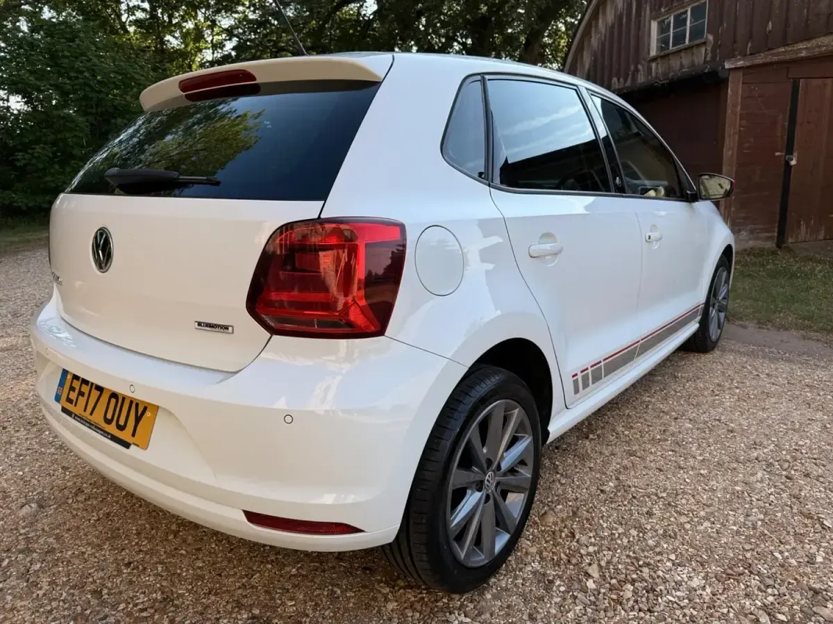Usado VW Polo Beats 60 CV (44 kW) 2017 Blanco Utilitario