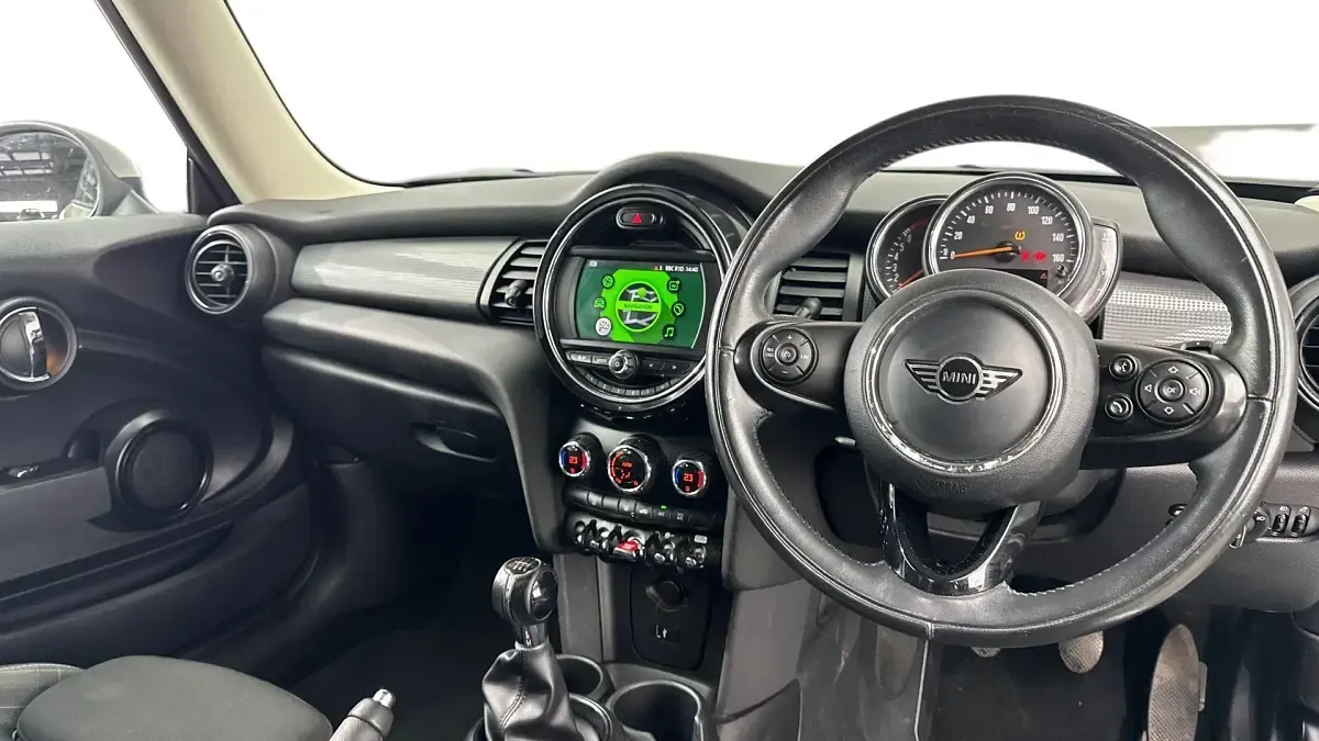 Used Mini Cooper Hatch 136 HP (100 kW) 2018 Grey Hatchback