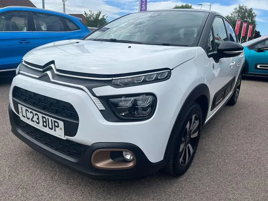 Used Citroën C3 PureTech 2023 White Hatchback