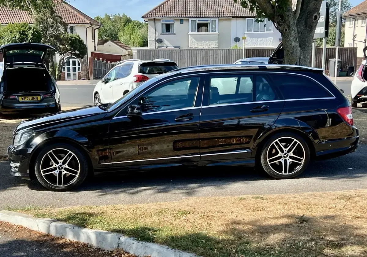 Used Mercedes C220 Sport Edition 2014 Black Estate