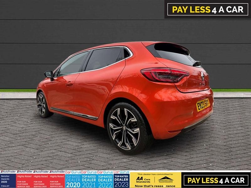 Used Renault Clio V Techno 2023 Orange Hatchback
