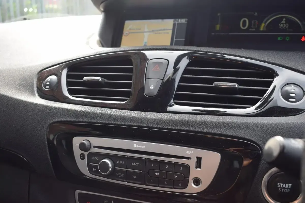 Used Renault Grand Scénic Bose Edition 2014 Red MPV