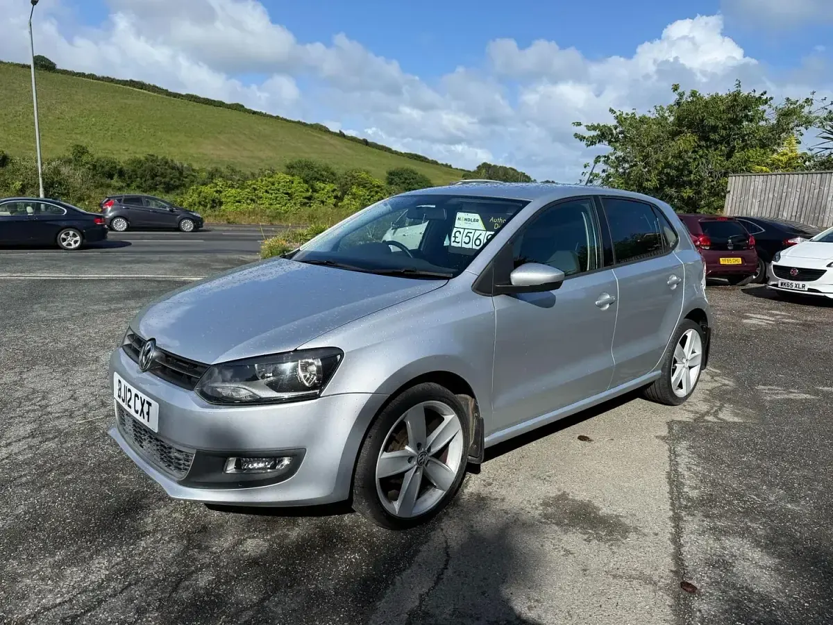 Used VW Polo SEL 90 HP (66 kW) 2012 Silver Hatchback