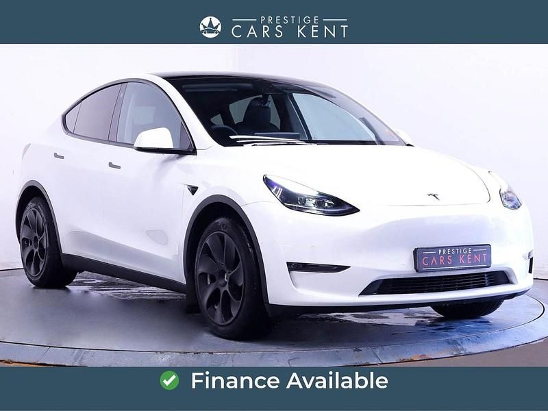 White Used 2022 Tesla Model Y Long Range AWD SUV | £21,868 (Fair price) - Image 1/4