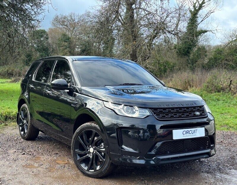 Black Used 2015 Land Rover Discovery Sport Black Edition SUV | £12,499 (Fair price) - Image 1/4