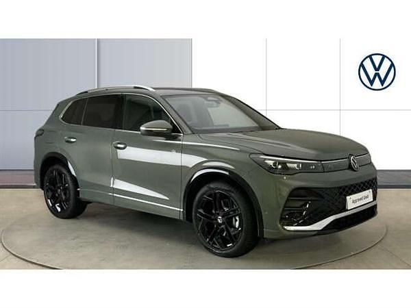 Green Used 2025 VW Tiguan R-line SUV | £37,000 (A bit pricey) - Image 1/4