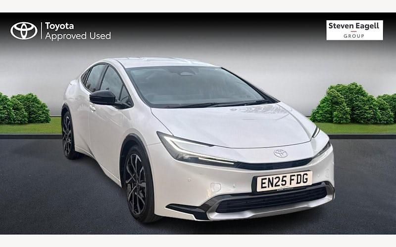 Used Toyota Prius 223 HP (164 kW) 2025 Hatchback