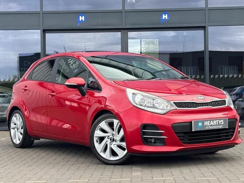 Red Used 2015 Kia Rio Hatchback | £5,790 (A bit pricey) - Image 1/3