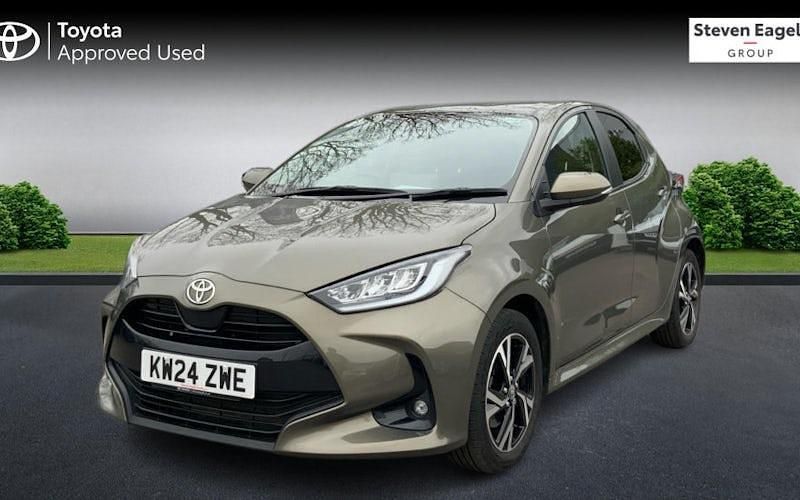 Second-hand Toyota Yaris Hybrid Design 116 CP (85 kW) 2026 Hatchback
