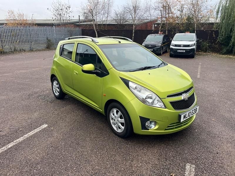 Used Chevrolet Spark LS 2010 Green Hatchback