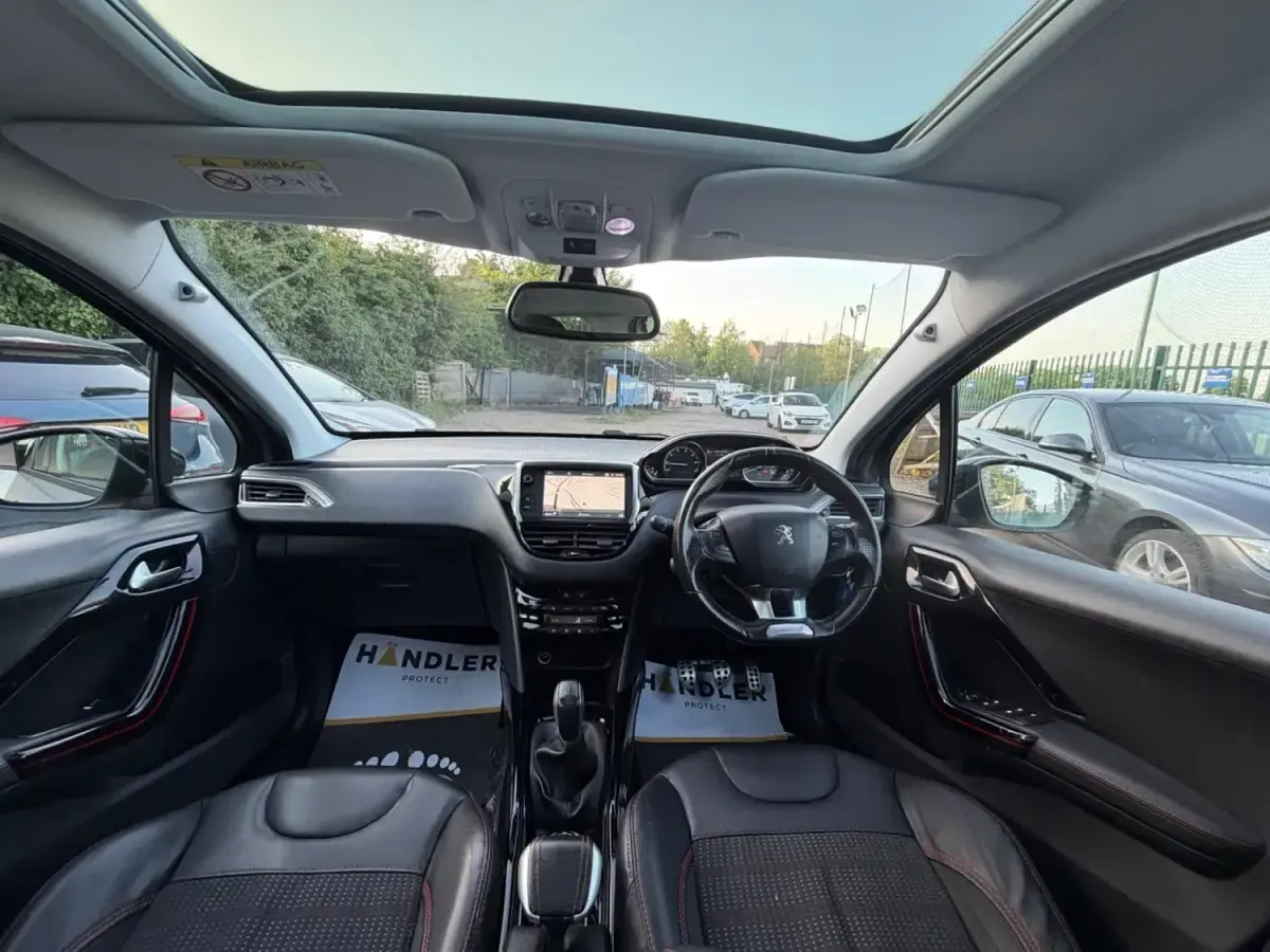 Käytetty Peugeot 2008 GT-line 2018 Harmaa Katumaasturi