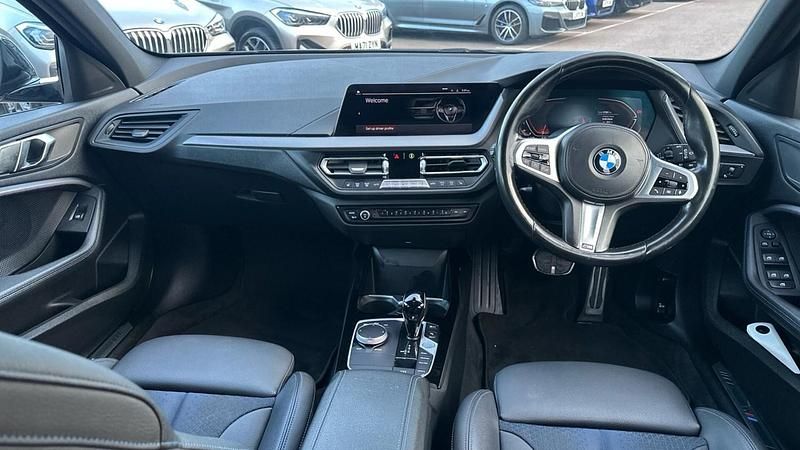 Used BMW 118 M Sport 134 HP (98 kW) 2022 Black Hatchback