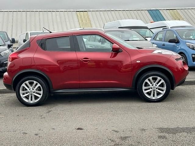 Used Nissan Juke Acenta 190 HP (139 kW) 2010 Red SUV