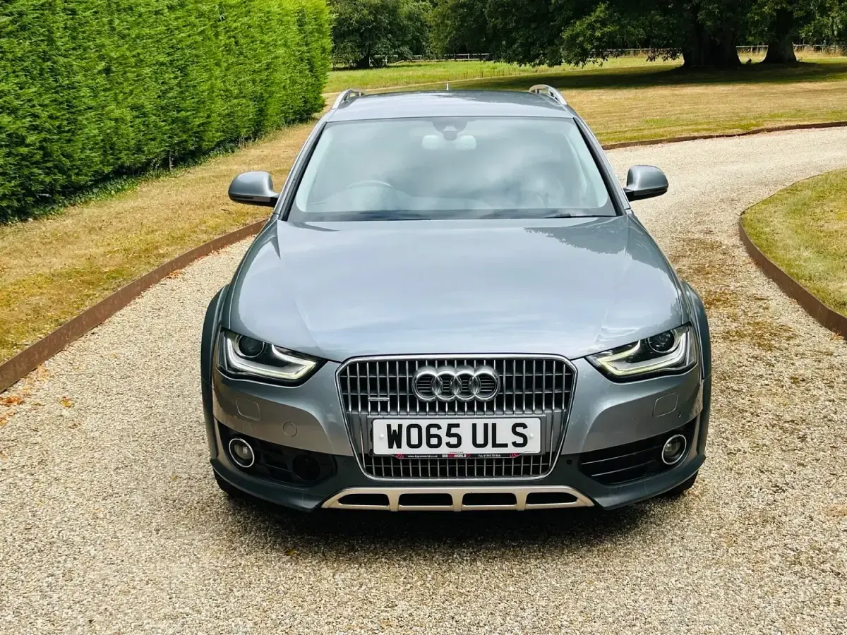 Used Audi A4 Allroad Sport 245 HP (180 kW) 2015 Grey Estate