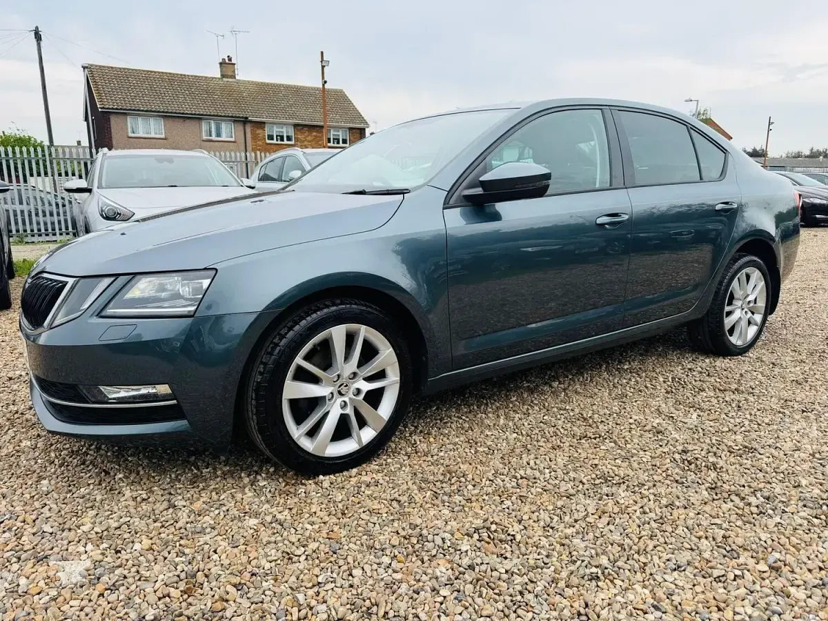 Begagnad Skoda Octavia SE L 150 HK (110 kW) 2018 Grå Halvkombi