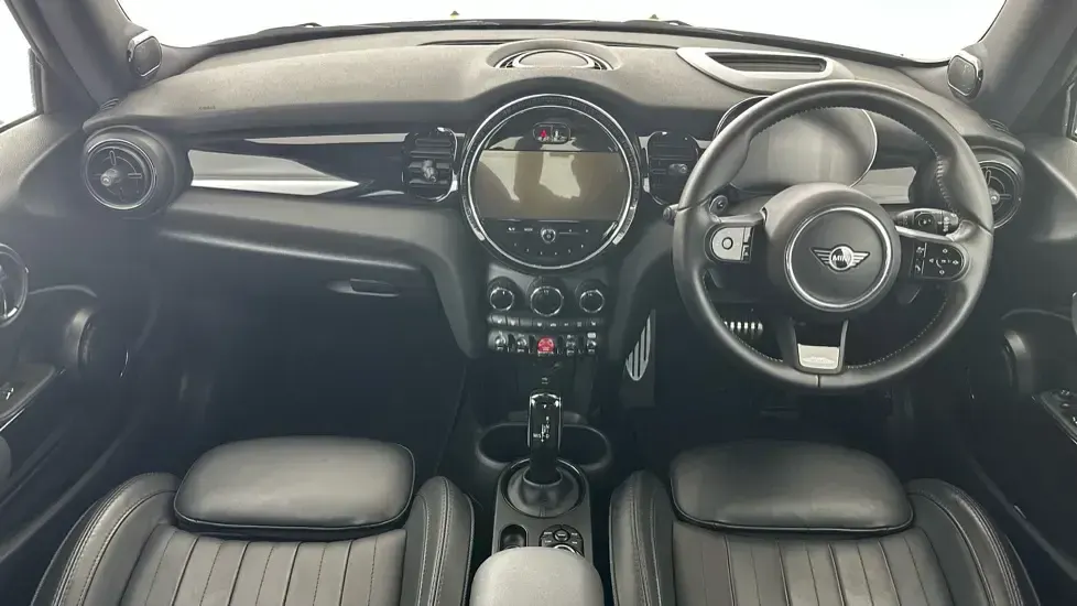 Used Mini John Cooper Works Hatch 228 HP (167 kW) 2022 Yellow Hatchback
