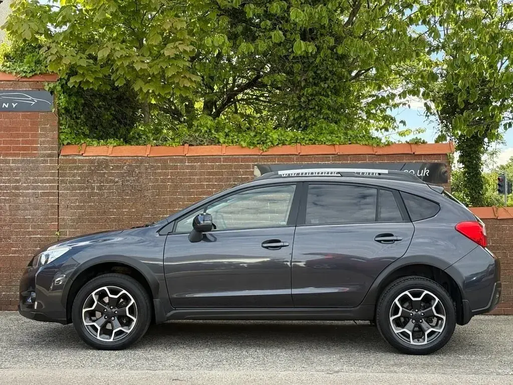 Używany Subaru XV 150 KM (110 kW) 2014 Szary SUV
