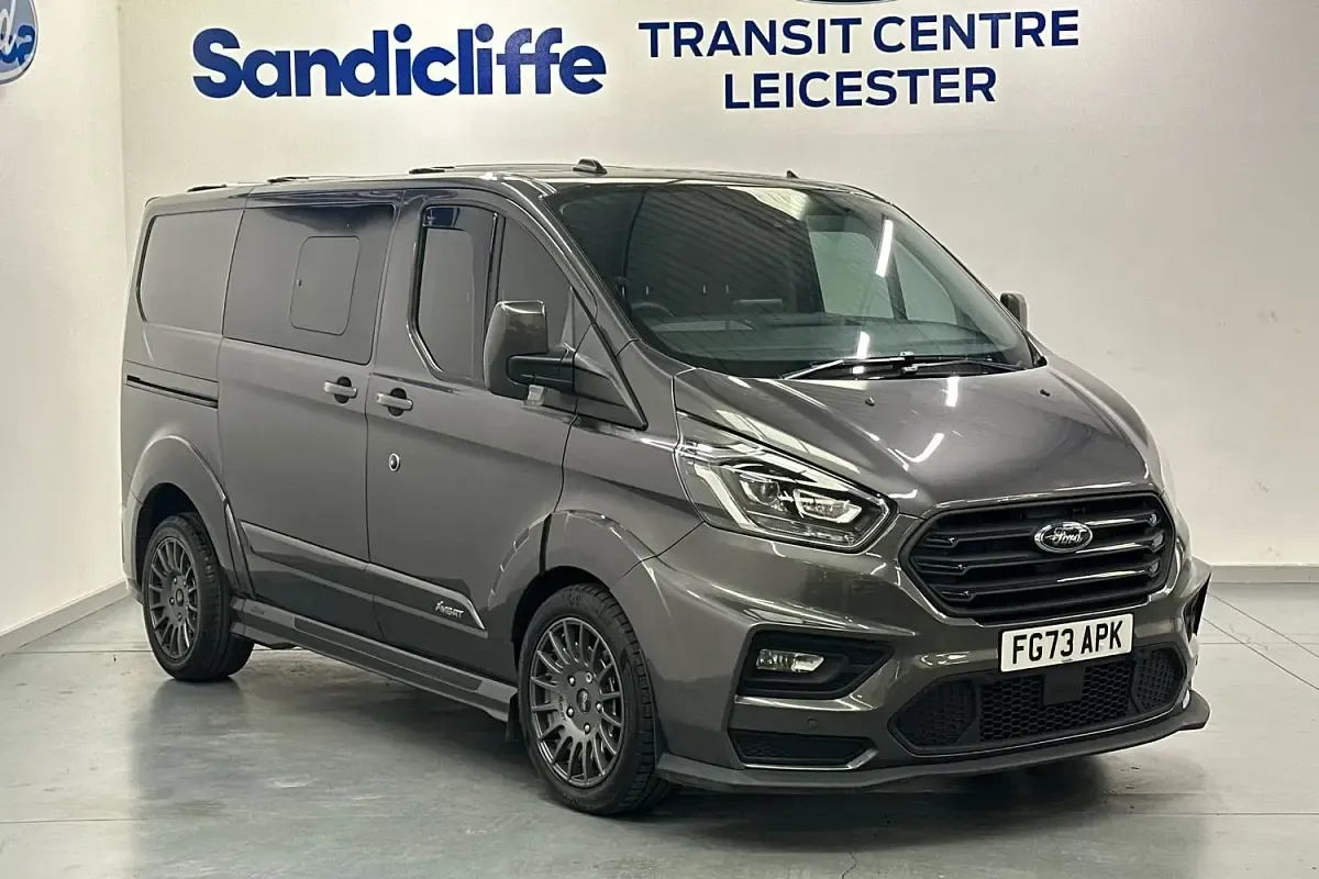 Second-hand Ford Transit Custom Limited 170 CP (125 kW) 2023