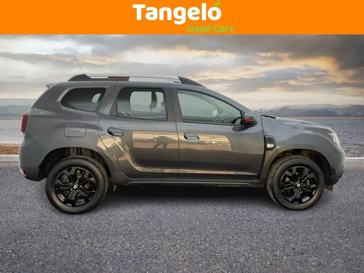 Used Dacia Duster Extreme 150 HP (110 kW) 2023 Grey SUV