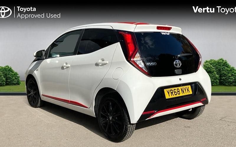 Used Toyota Aygo x-press 69 HP (50 kW) 2019 Hatchback