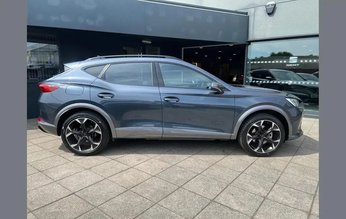 Used Cupra Formentor 200 HP (147 kW) 2024 Grey SUV