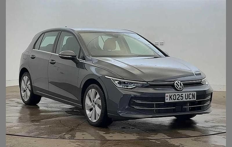 Grey New 2025 VW Golf VIII Style Hatchback | £27,989 (Fair price) - Image 1/4