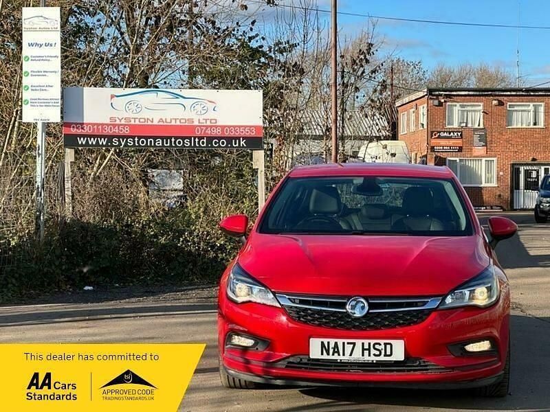 Used Vauxhall Astra Elite 136 HP (100 kW) 2017 Red Hatchback