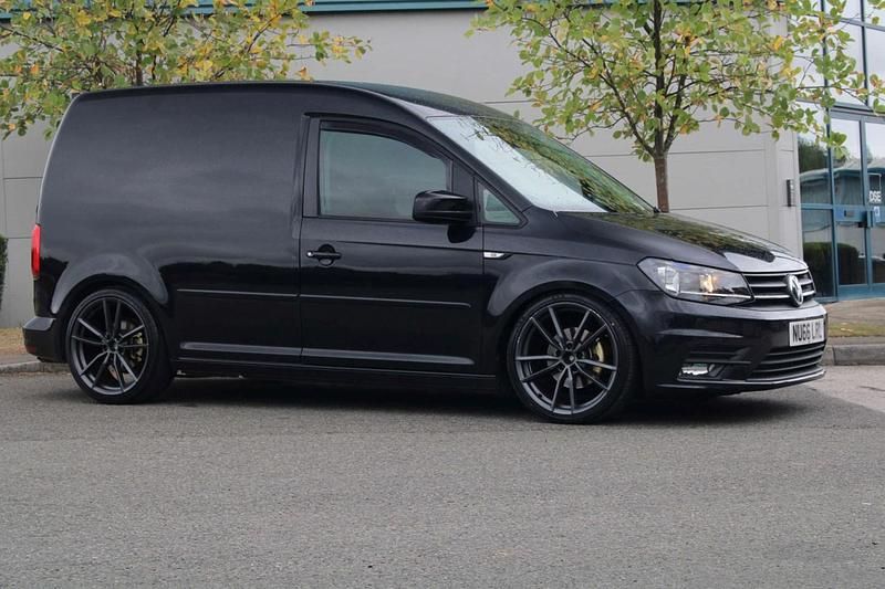 Black Used 2016 VW Caddy Highline MPV | £14,995 (Expensive) - Image 1/4