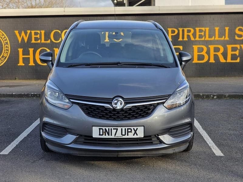 Used Vauxhall Zafira Design Edition 140 HP (102 kW) 2017 Grey MPV