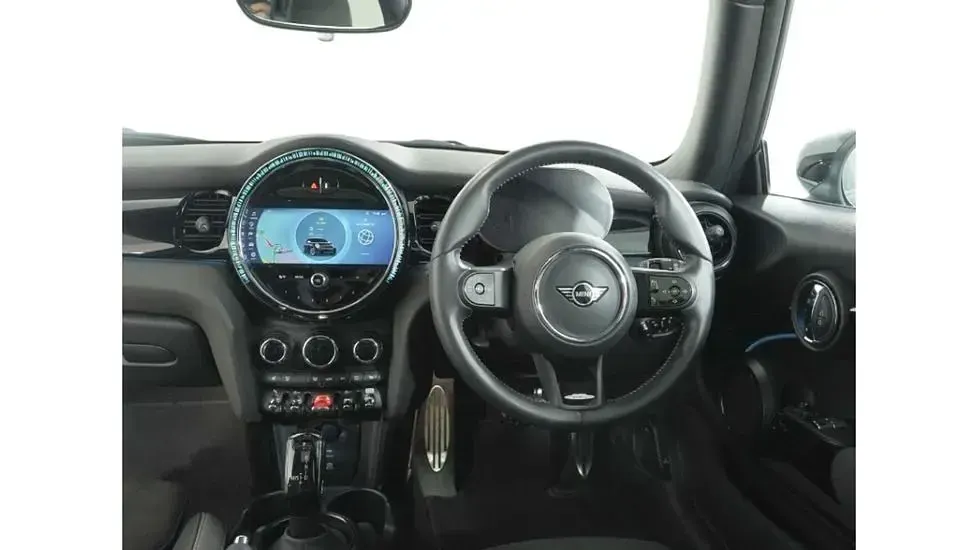 Used Mini Cooper Hatch 134 HP (98 kW) 2023 Blue Hatchback