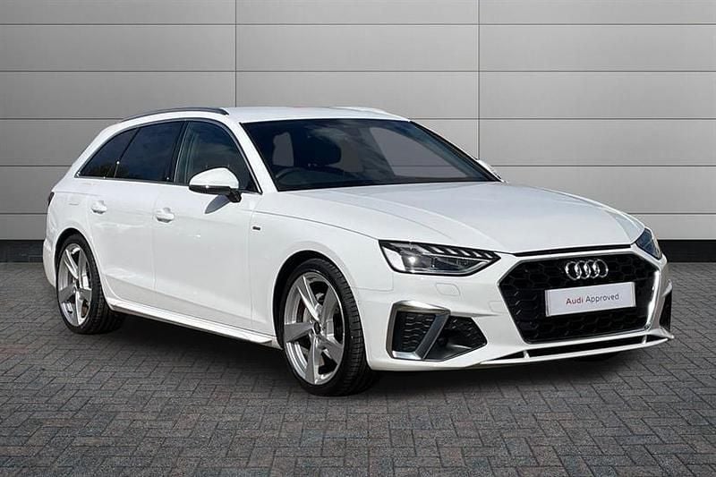 Used Audi A4 S-Line 204 HP (150 kW) 2024 White Estate