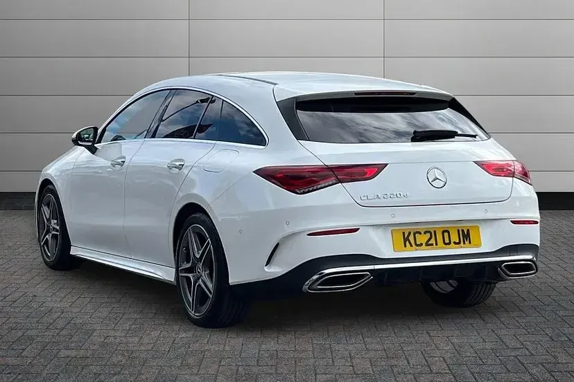 Used Mercedes CLA220 AMG Line Premium Plus 187 HP (137 kW) 2021 Polar white Sedan