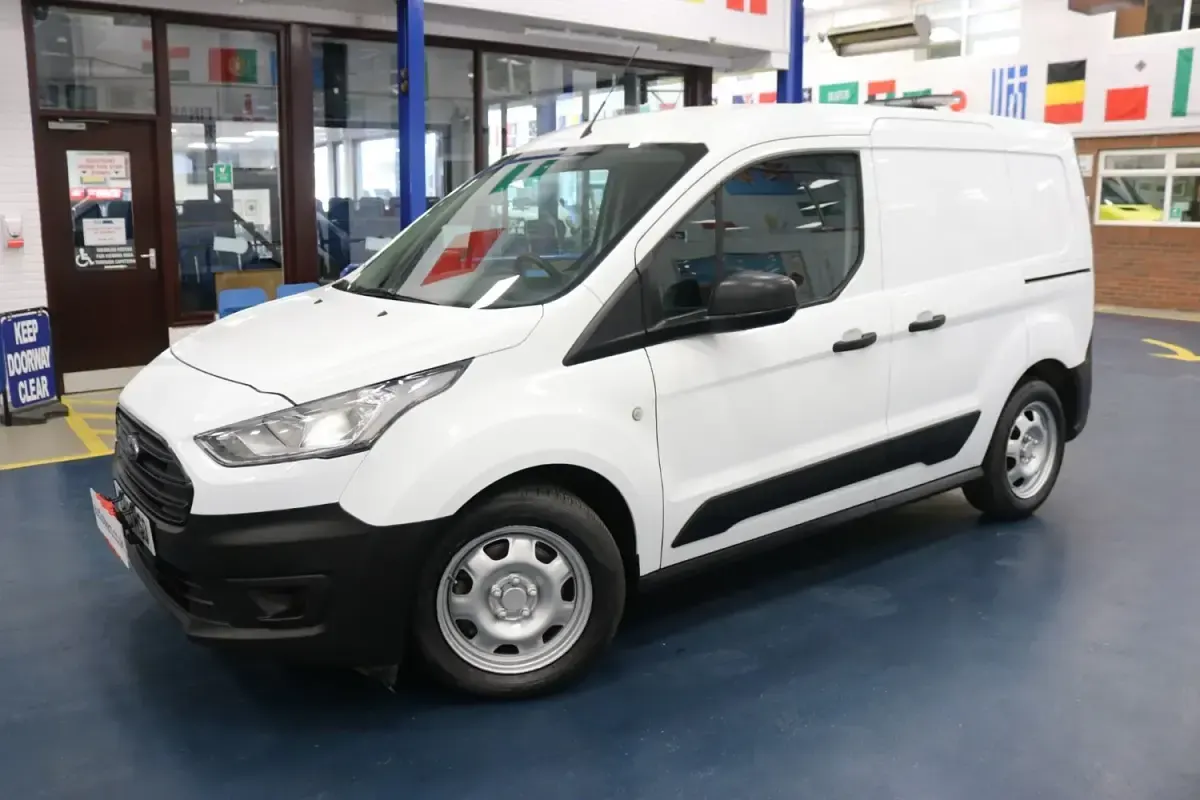 Second-hand Ford Transit Connect 75 CP (55 kW) 2019 Alb Monovolum