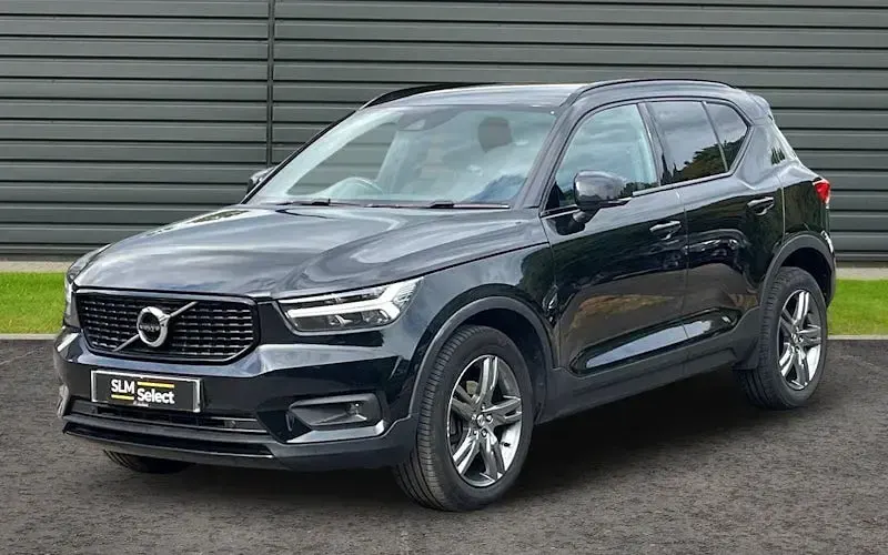 Used Volvo XC40 R-Design 163 HP (119 kW) 2021 SUV