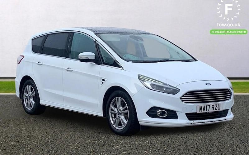 Used Ford S-MAX Titanium 160 HP (117 kW) 2017 White MPV
