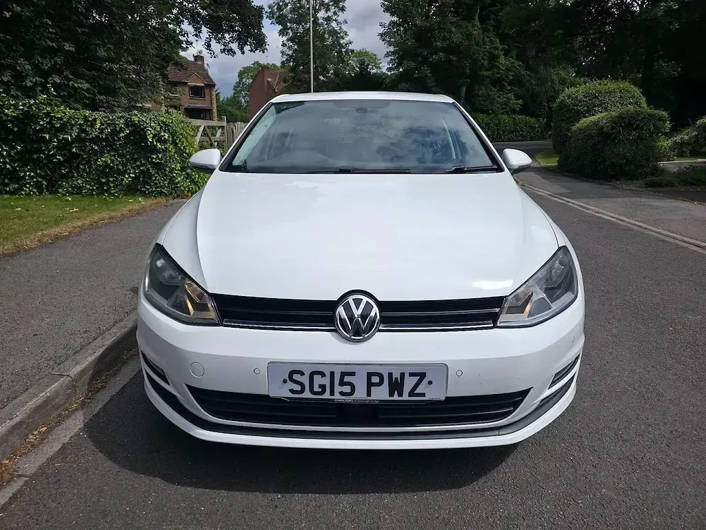 Used VW Golf VII Match 2015 White Hatchback
