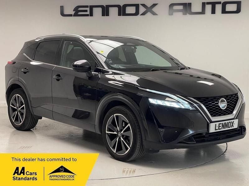 Black Used 2022 Nissan Qashqai Tekna SUV | £20,190 (Fair price) - Image 1/4