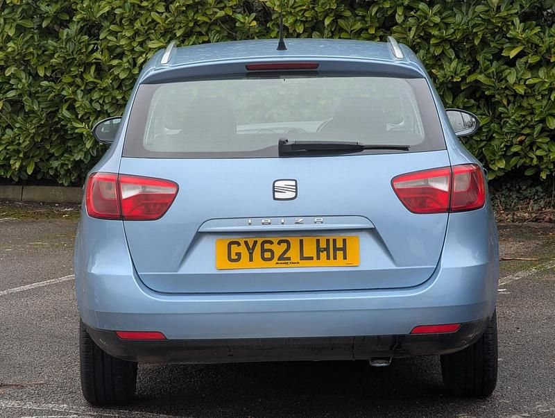 Used Seat Ibiza ST SE 105 HP (77 kW) 2012 Blue Estate